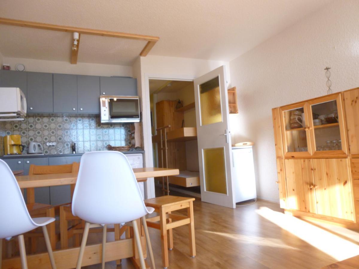 Studio Entier Au Calme Avec Vue Panoramique Exceptionelle A 1500M Apartamento Comboursiere Exterior foto