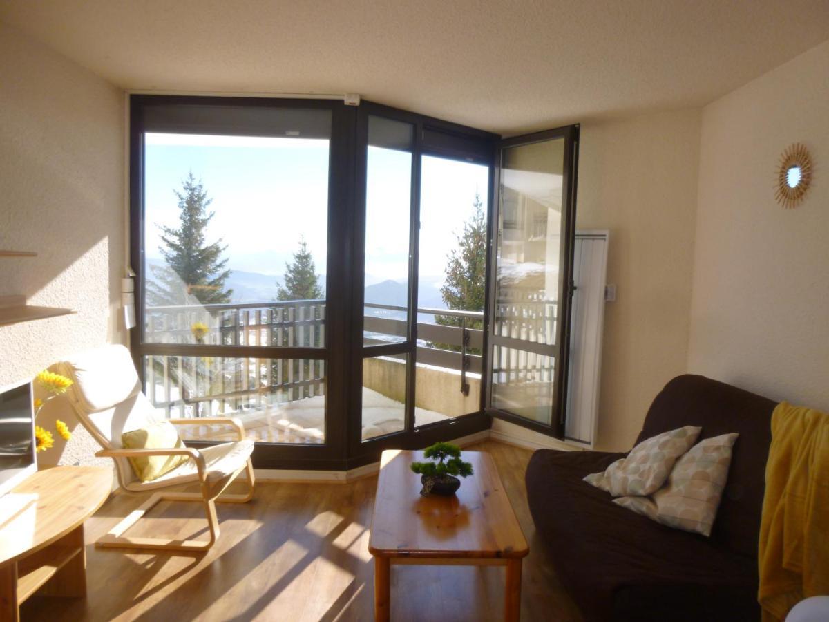 Studio Entier Au Calme Avec Vue Panoramique Exceptionelle A 1500M Apartamento Comboursiere Exterior foto